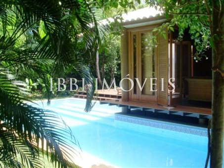 linda-casa-em-condominio-de-luxo-SHE0001-1434370481-2.jpg.ashx